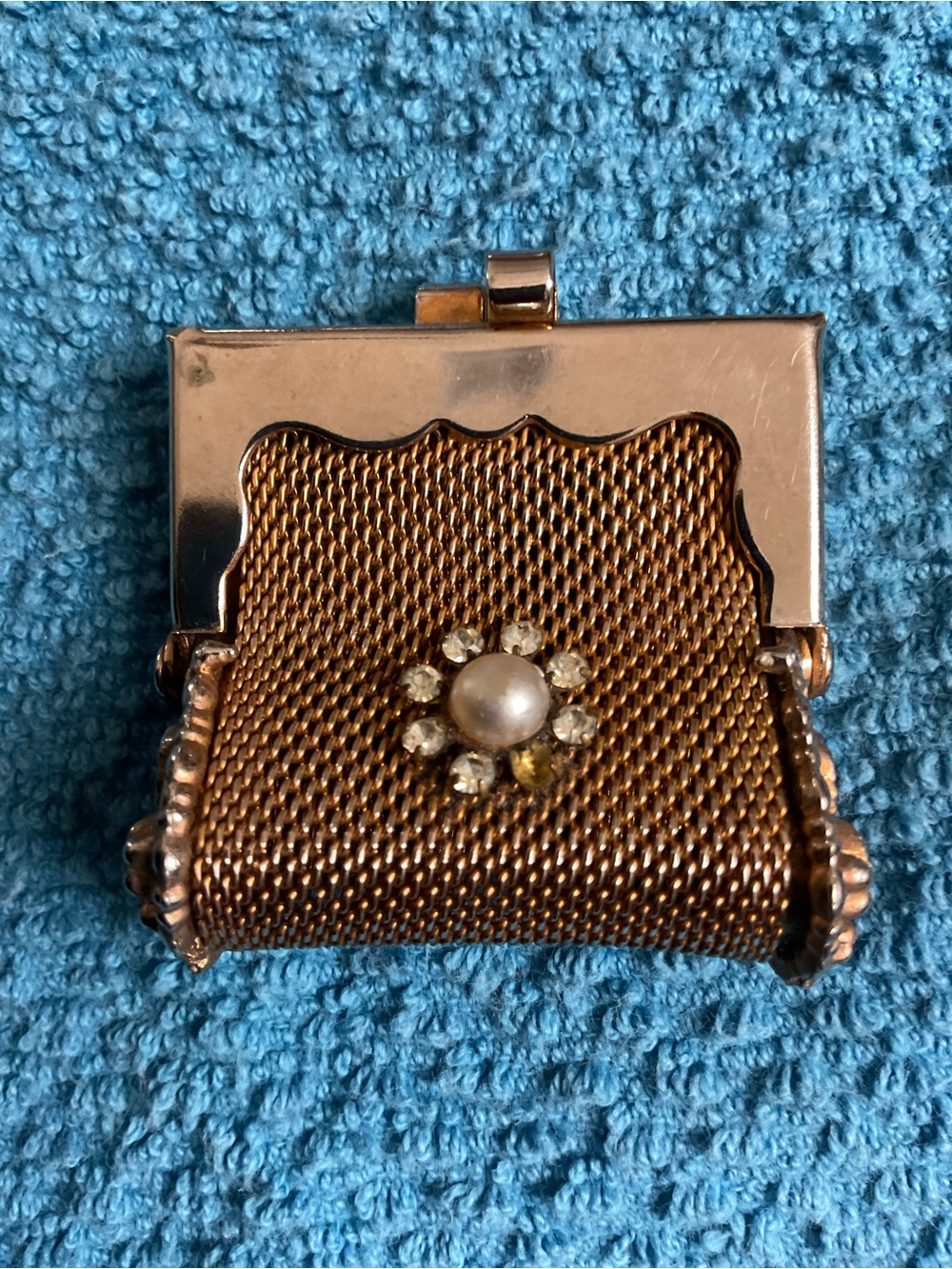 Vintage Petit Miniature Gold Mesh Coin Purse with Rhinestone Pearl Accent